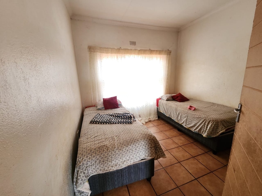 3 Bedroom Property for Sale in Geelhoutpark North West